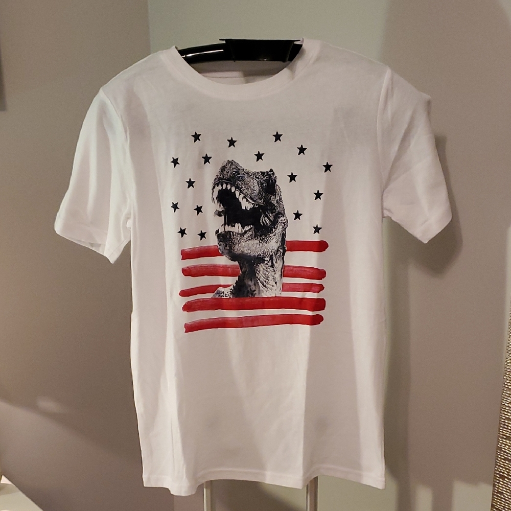 City Streets White and Red Short Sleeve Tees